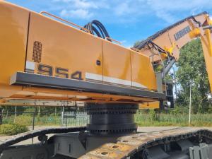Liebherr R954C
