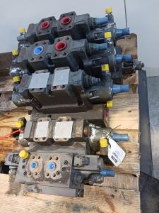 Liebherr Bloque de válvulas
