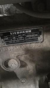 Liebherr D916T