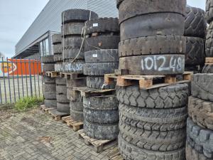 Vollgummireifen 10.00-20