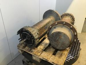 Liebherr front axle Dismantled