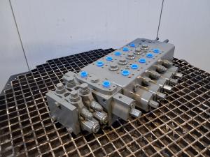 Liebherr Blocco valvole