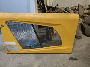 Liebherr Zijdeur links