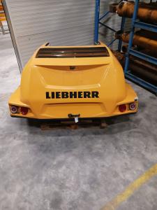 Liebherr Motorhaube