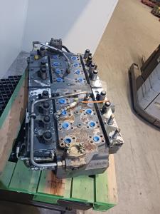 Liebherr Ventilblock