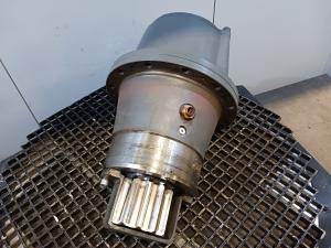 Liebherr  SAT325/254 swing gear