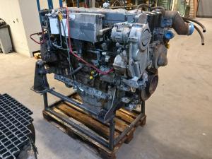 Liebherr D936L