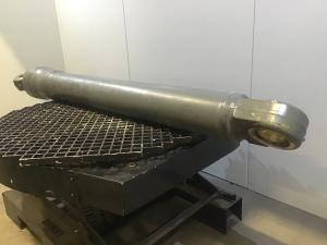 Liebherr Cilinder