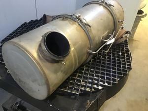 Liebherr Uitlaatdemper