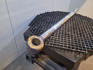 Liebherr Zuigerstang