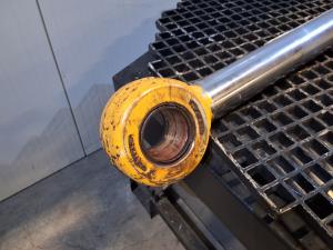 Liebherr Stick Cylinder