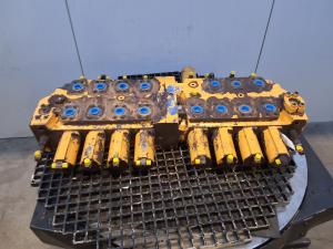Liebherr Valveblock 