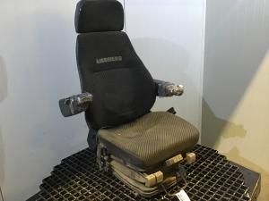 Liebherr Asiento