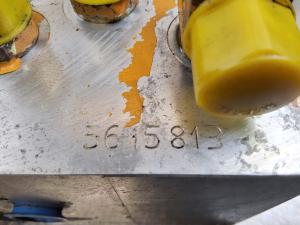 Liebherr Oil Pilot Valve