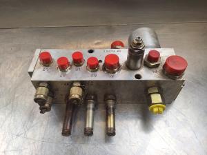 Liebherr Oil Pilot Valve
