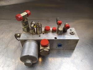 Oil Pilot. Valve