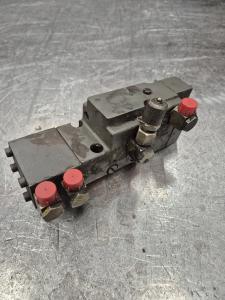 Liebherr regulating valve