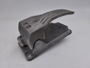 Liebherr Pedaal