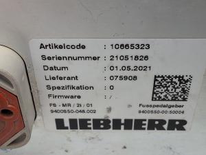 Liebherr Pedaal