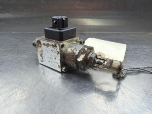 Liebherr Pressure Reduction Valve 
