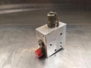 Liebherr Directional Control Valve